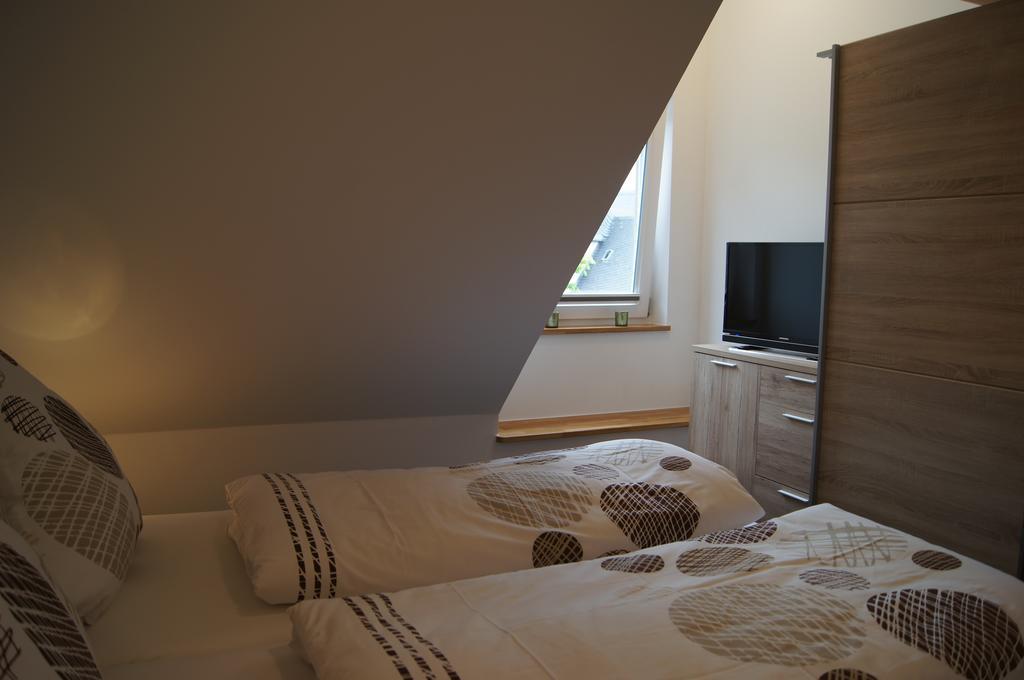 Wein- & Ferienhaus Joerg Weirich Bernkastel-Kues Esterno foto